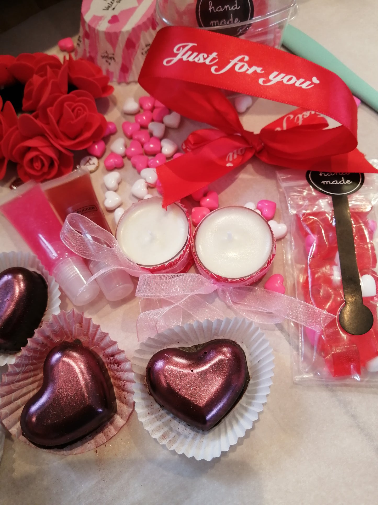 Let's get Together (couple Box to share)