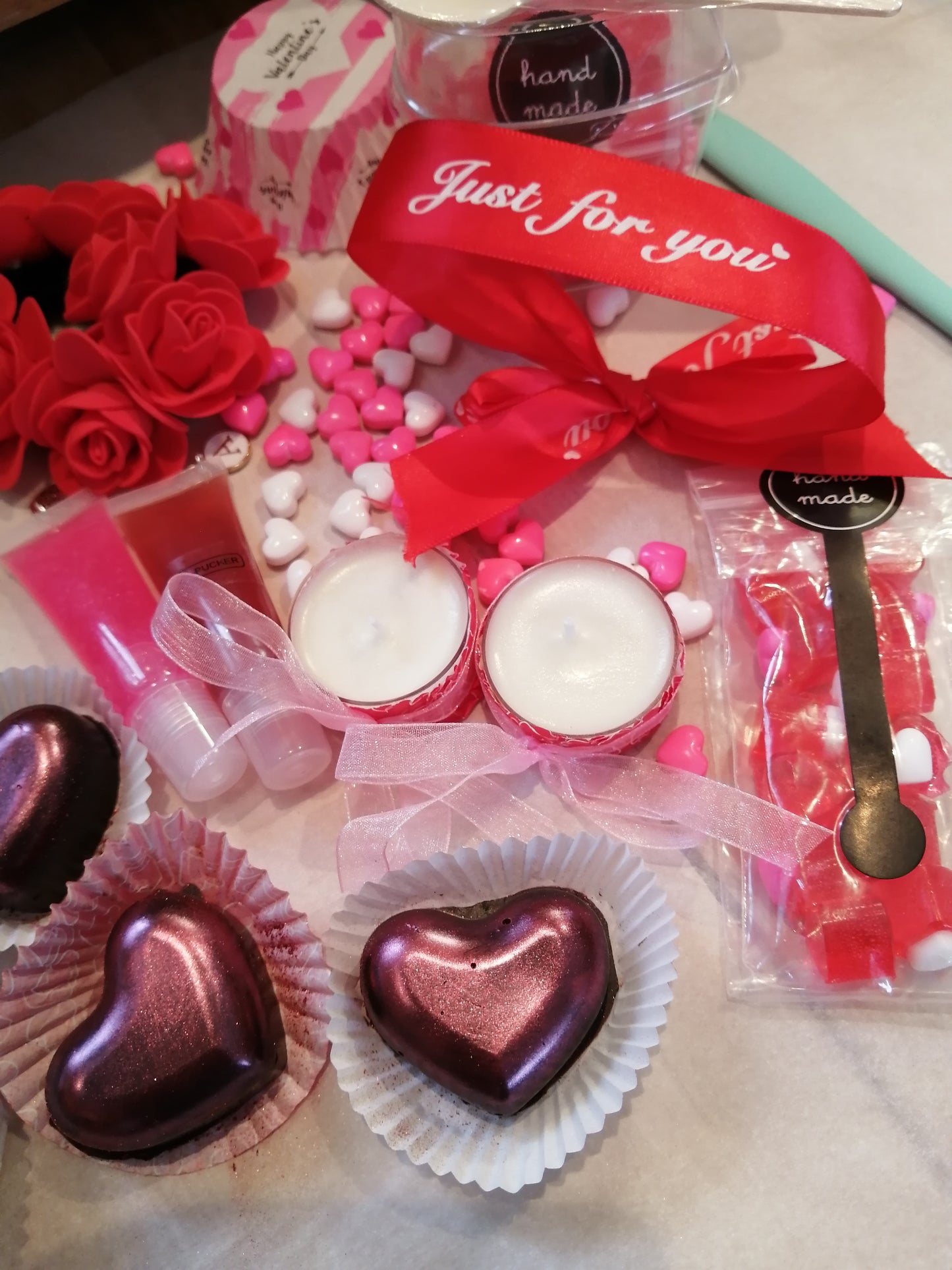 Let's get Together (couple Box to share)